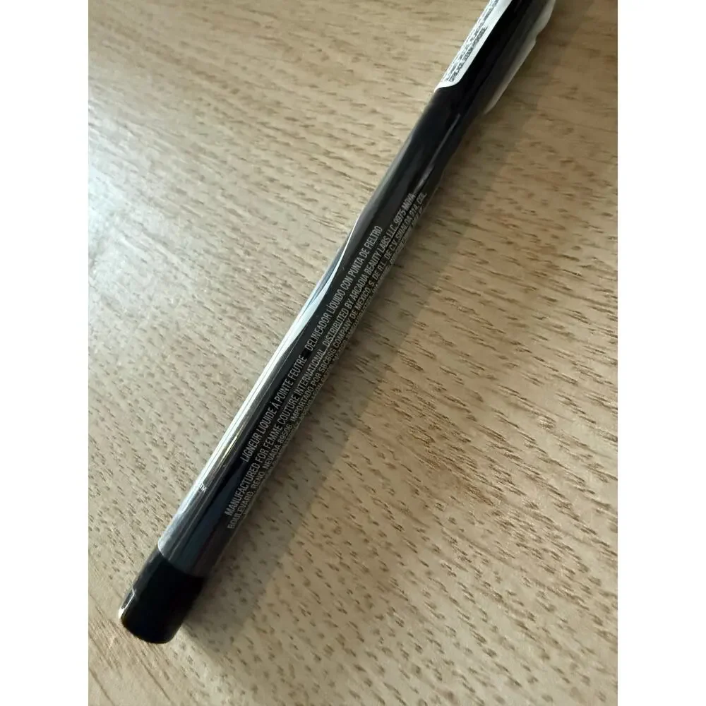 New Femme Couture Eye Drama Felt Tip Eyeliner - Black